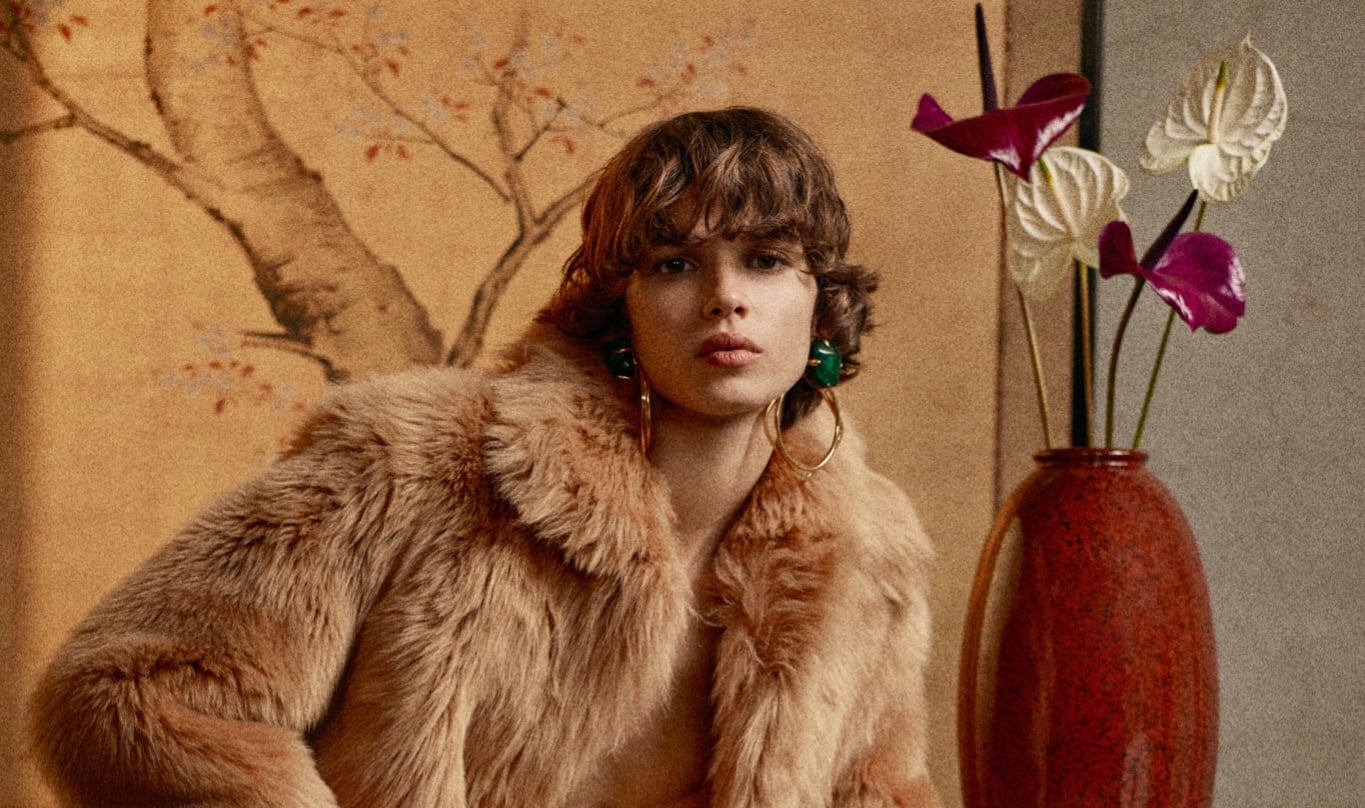  მატილდა გვარლიანი Saint Laurent-ის Pre-Fall კოლექციის კამპანიაში