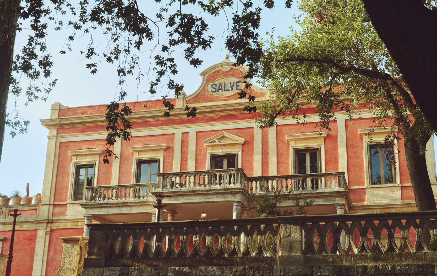 Villa Colucci - ხელოვნების ნიმუშებით სავსე მე-19 საუკუნის ვილა პულიაში
