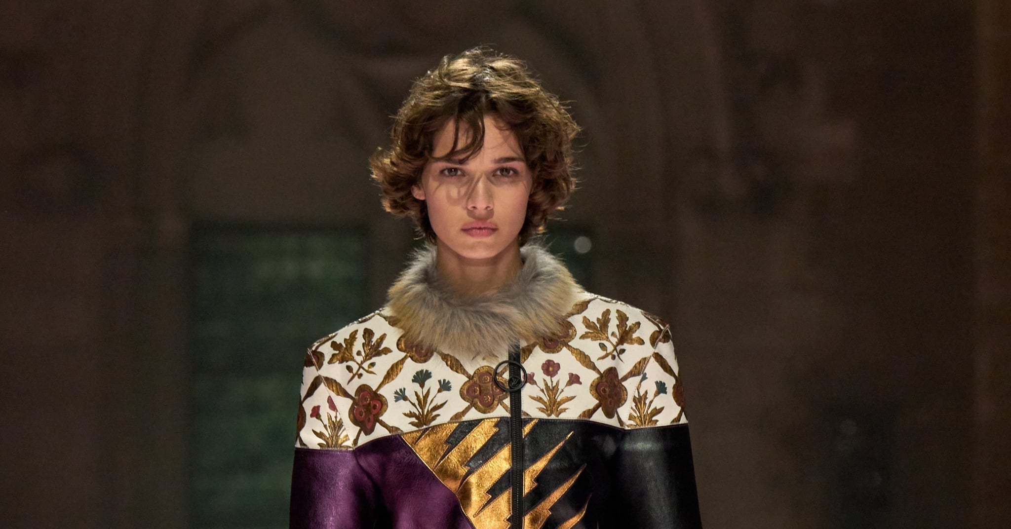 Louis Vuitton-ის 2026 წლის კრუიზული კოლექციის ჩვენება Palais des Papes-ში