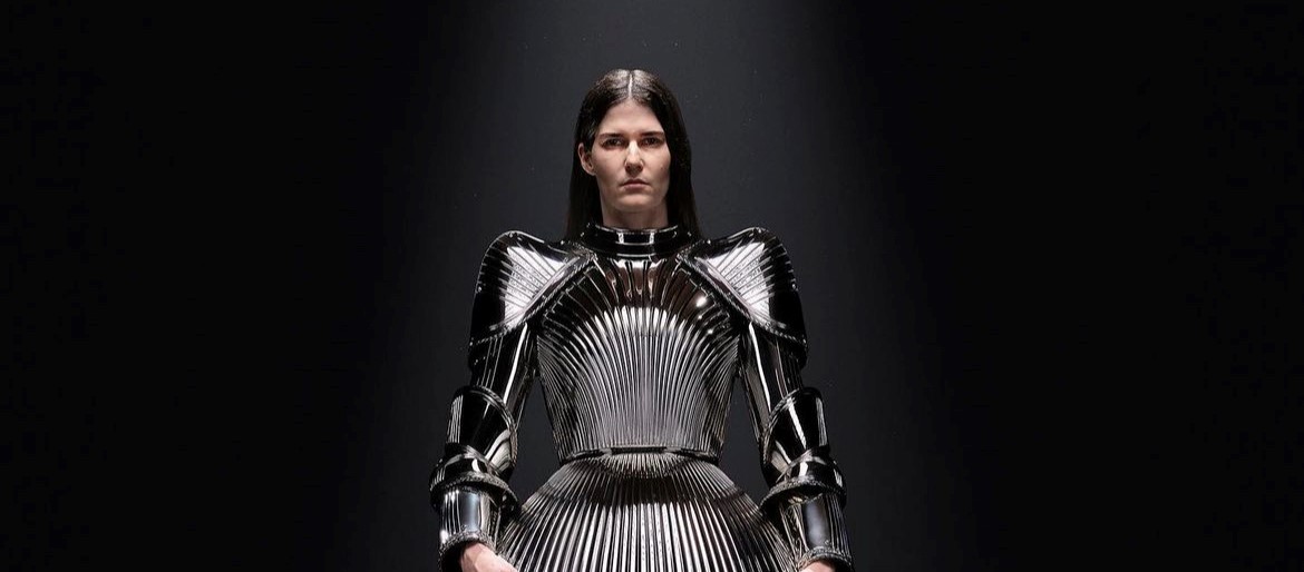 Balenciaga 2023 წლის შემოდგომის Haute Couture მოდის კვირეულზე