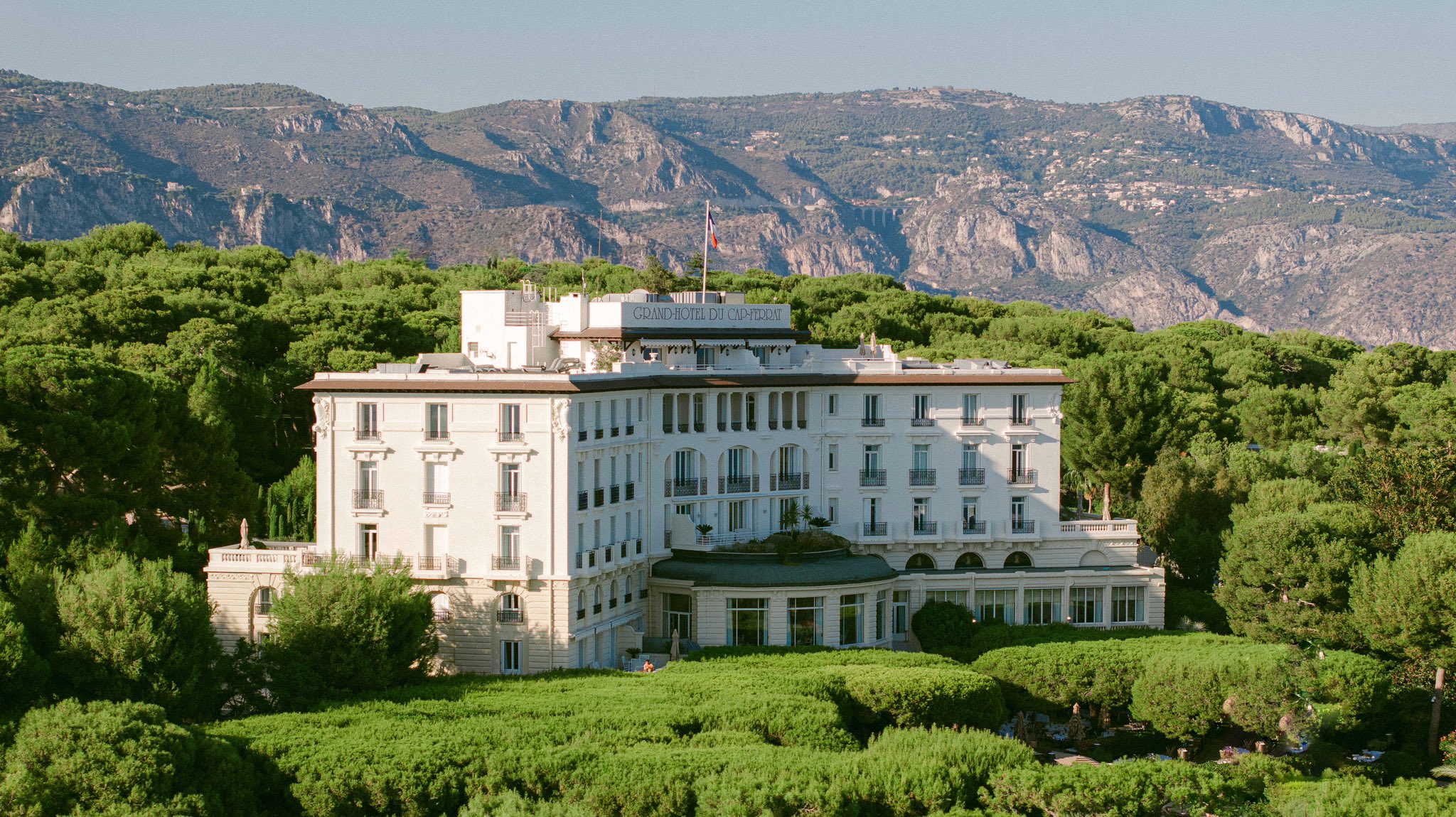 The White Lotus-ის მეოთხე სეზონის სავარაუდო ლოკაცია - Grand-Hotel du Cap-Ferrat საფრანგეთში
