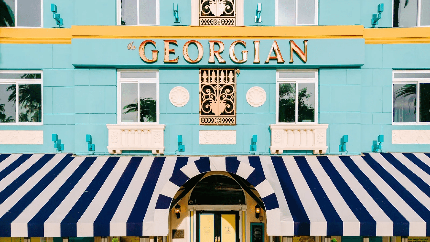 The Georgian - 90 წლის შემდეგ განახლებული სასტუმრო სანტა მონიკაში